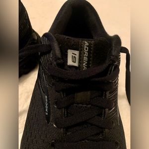 Brooks Adrenaline 19 Running Shoes Women Size US 6 Wide; Excellent Cond, worn x3